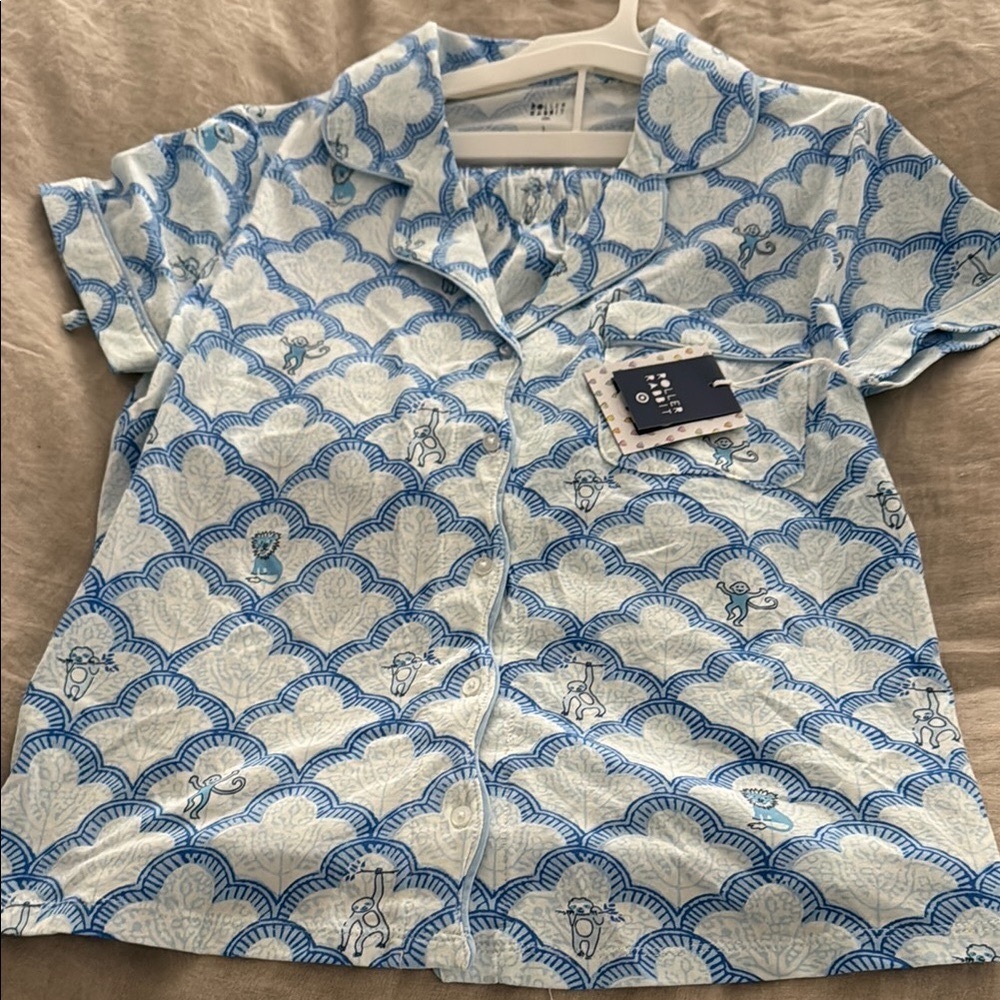 🛼🐰New Roller Rabbit x target collab Patterned SS Button Pajama Top & shorts
